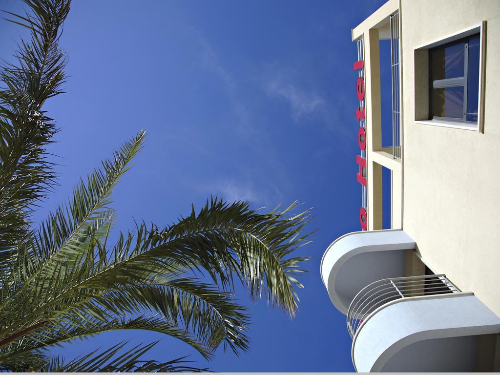 Hotel Tiziano ตราปานี ภายนอก รูปภาพ