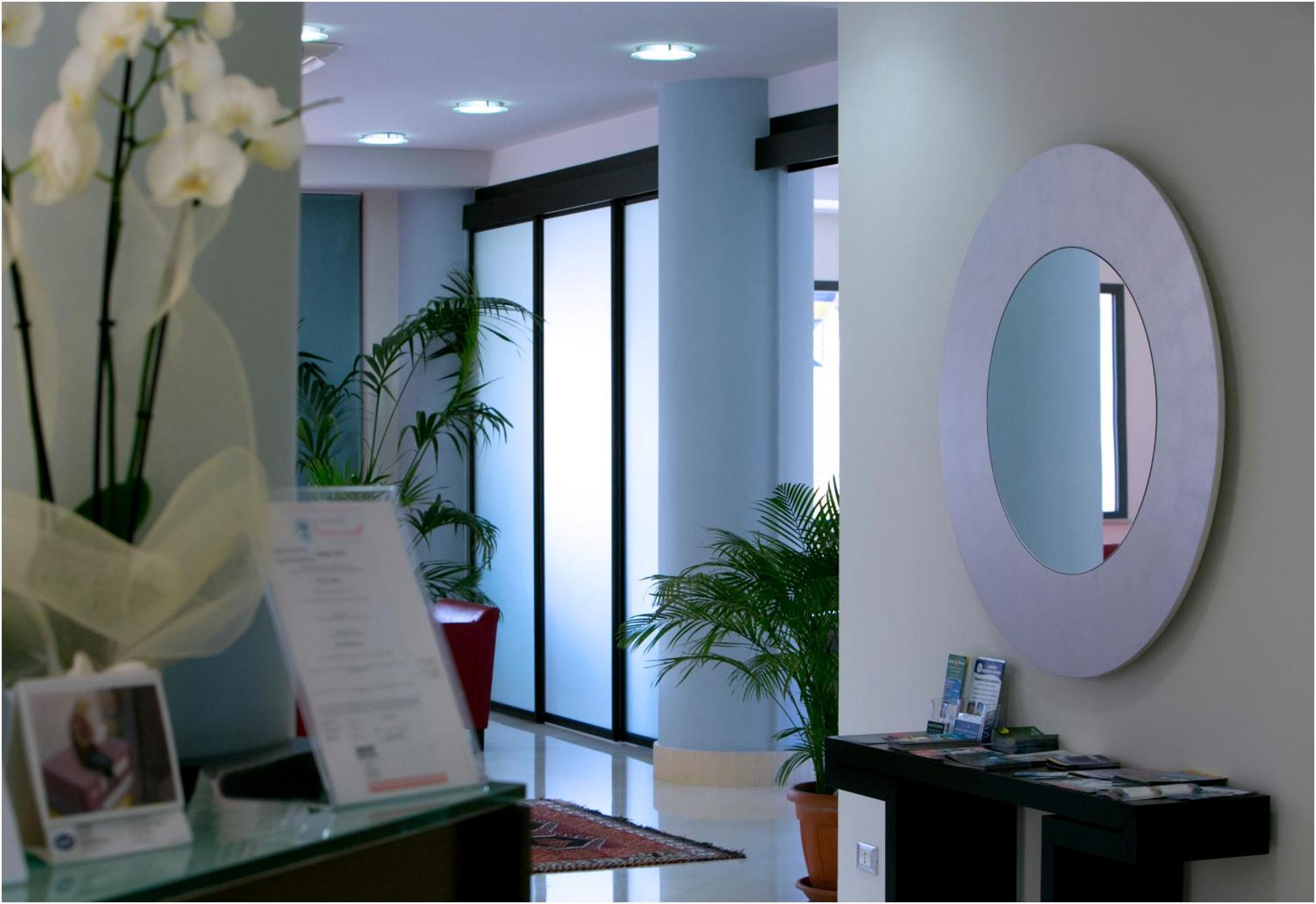 Hotel Tiziano ตราปานี ภายนอก รูปภาพ