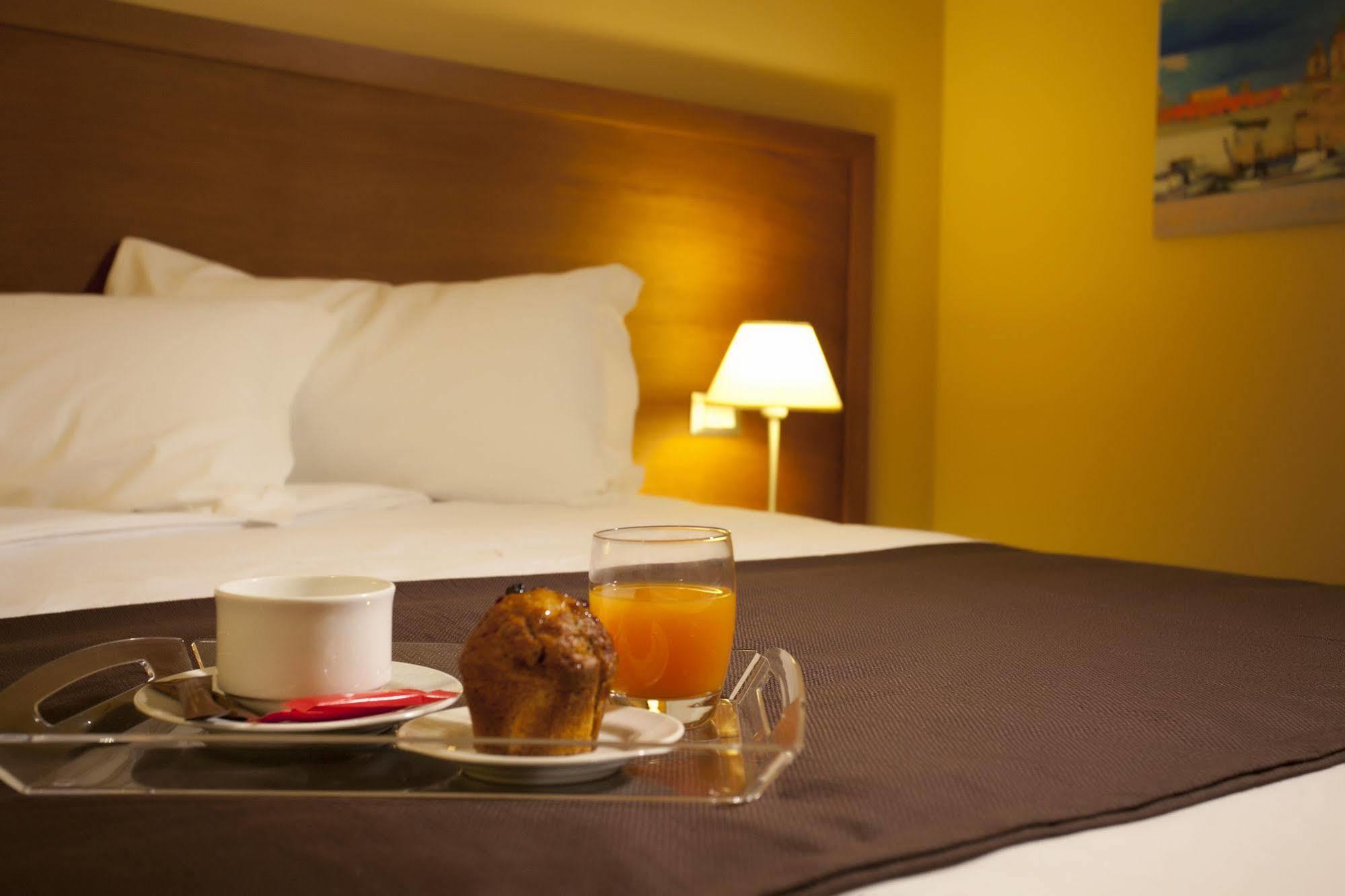 Hotel Tiziano ตราปานี ภายนอก รูปภาพ